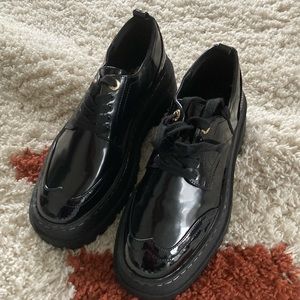 Platform Loafer/Brogue Size 8 Wide